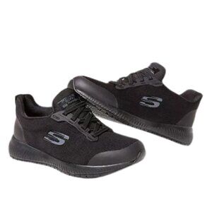 Skechers Womens Work Squad 77222W Black Slip Resistant  Size 8 Wide Fit